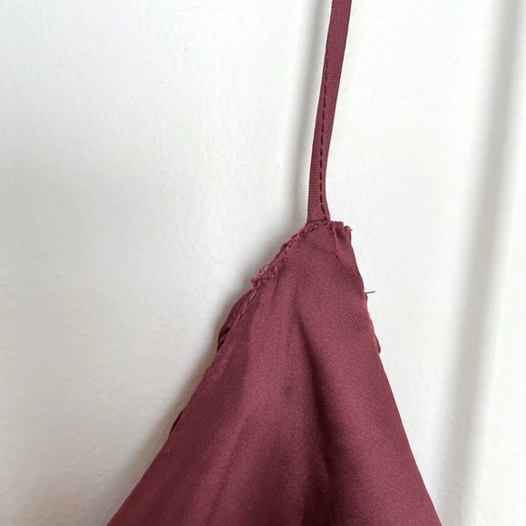 Wrinkle effect slip midi dress burgundy wine colour - Picture 6 of 6